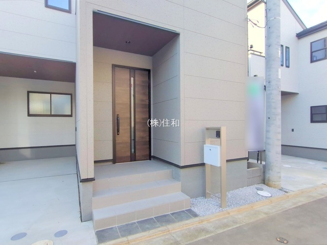 【新築分譲住宅】富士見市渡戸1丁目の玄関
