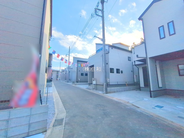 【新築分譲住宅】富士見市渡戸1丁目の前面道路含む現地写真