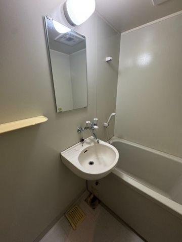 ダイヤマンション(K-122)の浴室