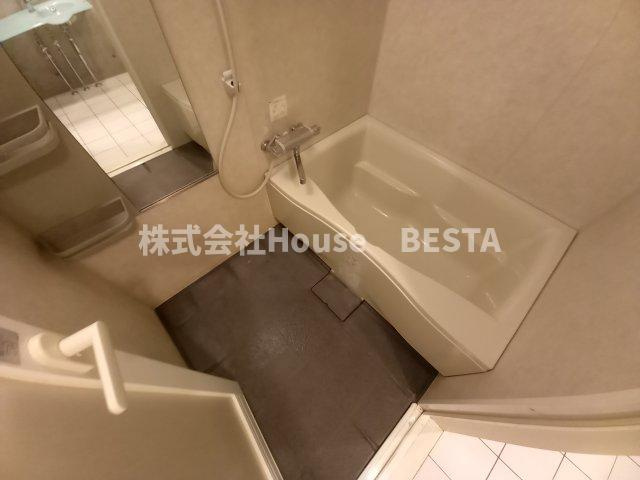 エル。トスト神戸の浴室