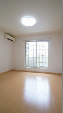 エスプワールの居間・リビング