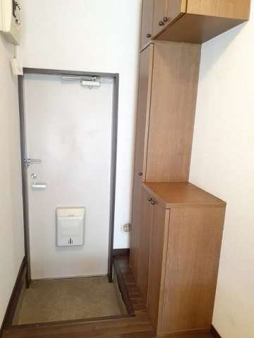 アドバンスの玄関