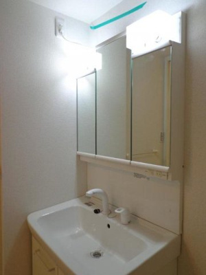 【洗面所】 | グリッタープレイス　翠