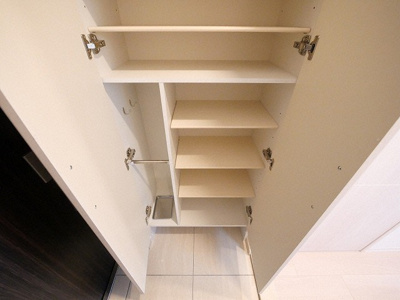 【収納】 | Quintet NAMBA(旧:レジュールアッシュNAMBA)