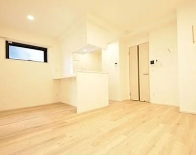 【居間・リビング】 | CASA FIORE 亀戸 | こちらのリビングで趣味の時間をお楽しみください