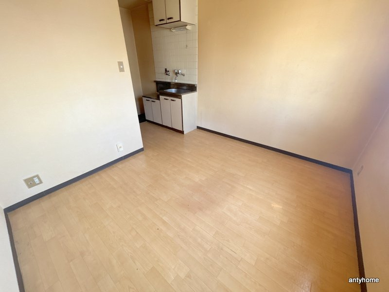 ロイヤル神路3の洋室