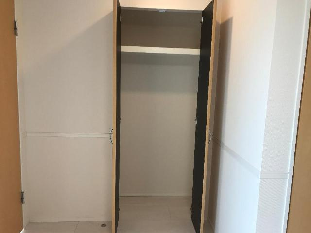 モルガンＡの収納|クローゼット