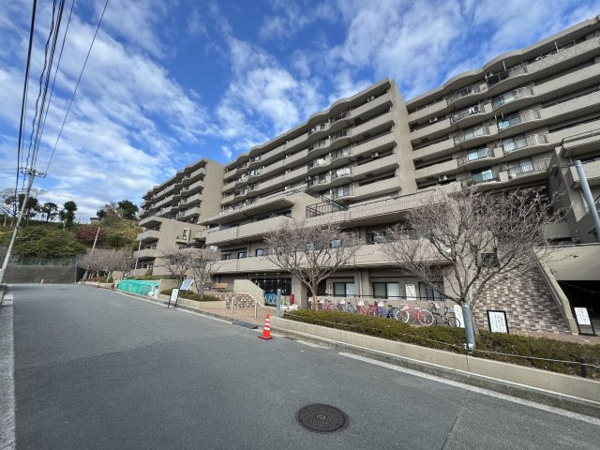 コスモ上大岡サニーウイングA棟の画像