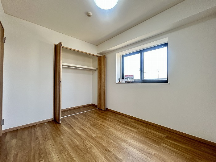 スプレンド保免の洋室