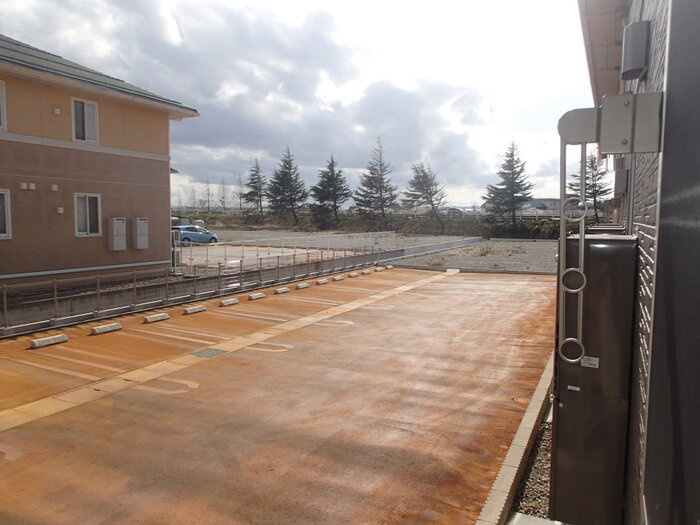 メゾン・ド・ボヌールの駐車場