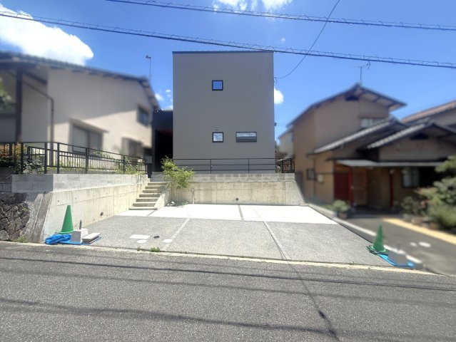 伴東8丁目　新築戸建