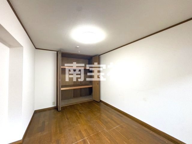 【寝室】