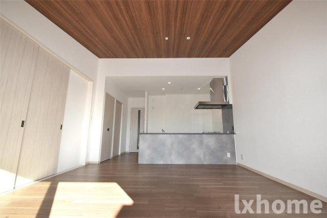 HALE MAILANIの居間・リビング|こちらのリビングで趣味の時間をお楽しみください