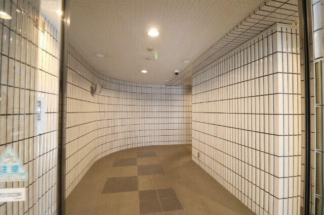 福岡市博多区千代４丁目の賃貸マンションのロビー