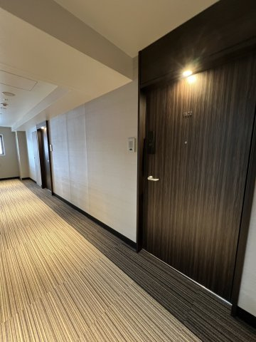 外から見えない内廊下設計です！