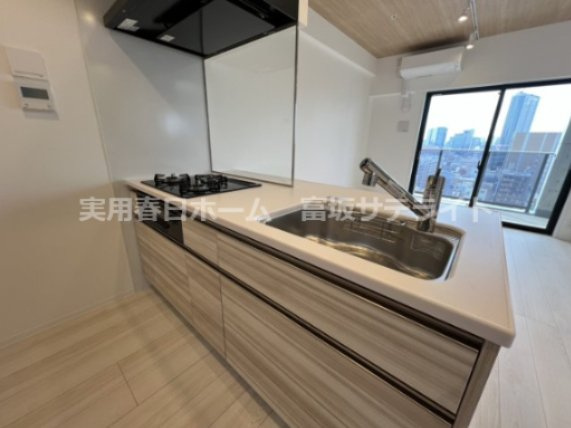 ガス火3口のカウンターキッチンです！