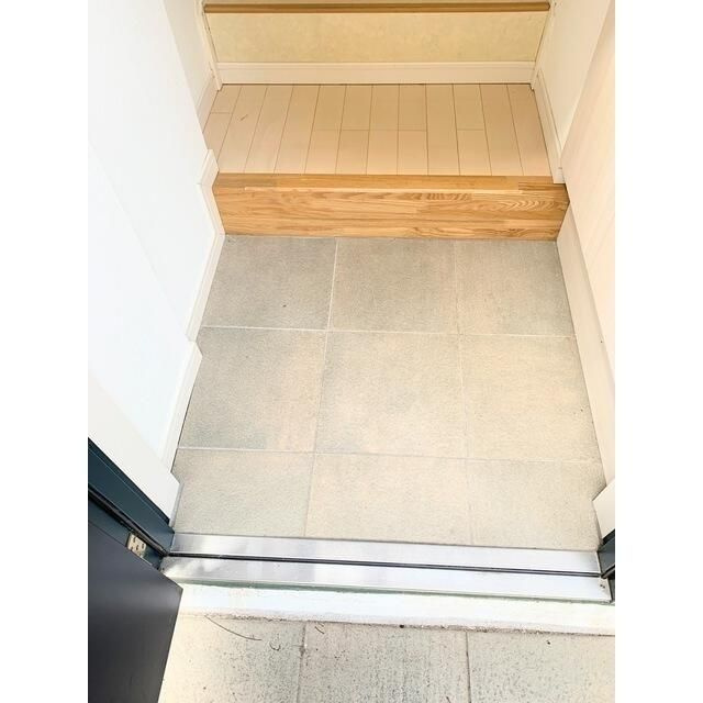 ピースコート池袋の玄関