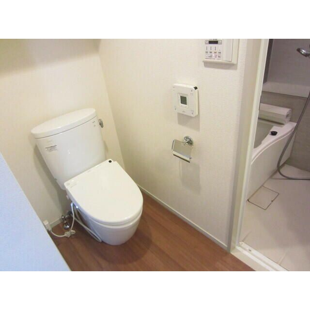 コンフォリア池袋ＤＥＵＸのトイレ