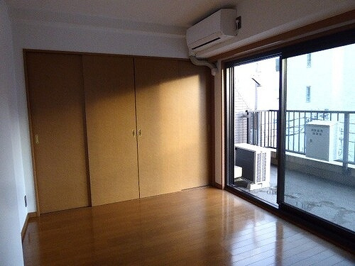 フェニックス麻布狸穴公園の居間・リビング|リビングダイニング　※前回募集時2023年1月の写真