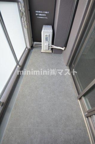 ジョイアナンバのバルコニー