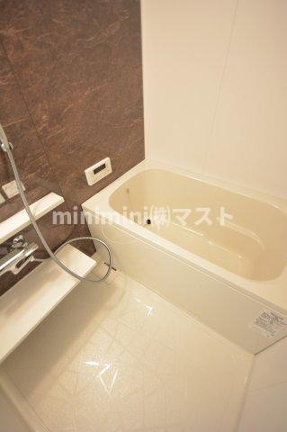 ジョイアナンバの浴室