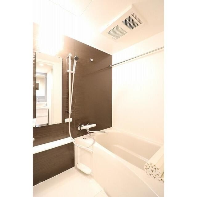 Ｌａ　Ｄｏｕｃｅｕｒ巣鴨Ｅａｓｔの浴室