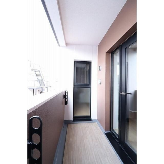 Ｌａ　Ｄｏｕｃｅｕｒ巣鴨Ｅａｓｔのバルコニー