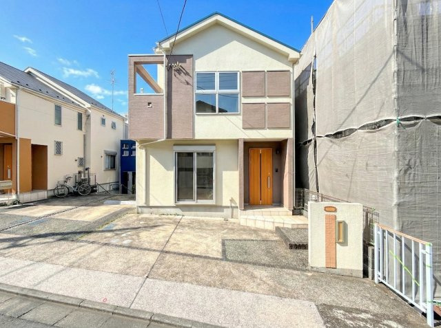 旭区市沢町　中古戸建の外観|◆一戸建てを中心とした街並みが整然と続き、周辺は高い建物が建っていないので、緑の多い閑静な趣を感じる環境です。街並みや周辺環境も重要なポイントです！！
