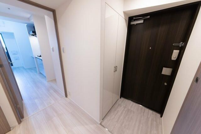 プラウドフラット文京千駄木の玄関