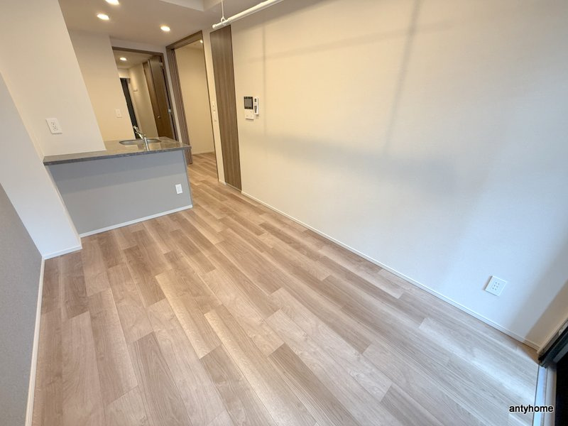 K-COURT谷町四丁目　仲介手数料無料の居間・リビング