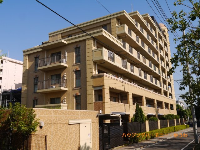 【外観】 | グランシティユーロコート赤羽 | 平成築の新耐震基準適合マンション！太陽に愛された邸は、陽当り・通風に優れた魅力的で快適さを追求した邸宅。