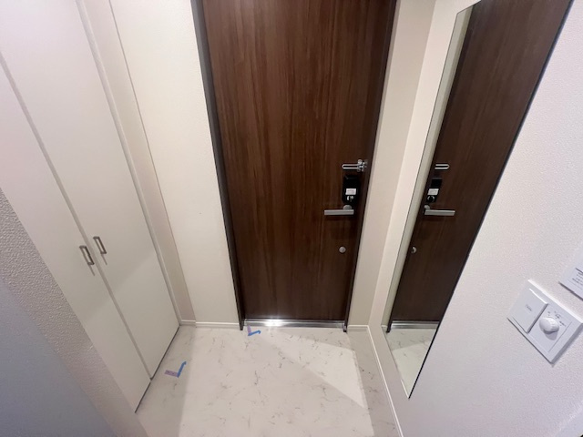 ハニー33の玄関