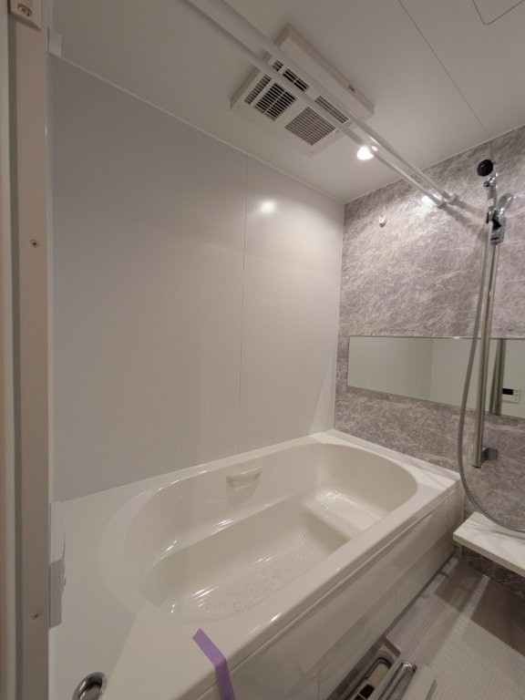 ハニー33の浴室