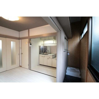 【設備】 | 中野区若宮戸建 | 室内洗濯機置き場。