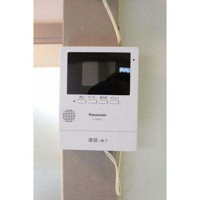 【セキュリティ】 | 中野区若宮戸建 | モニター付きインターホンで防犯面も安心です！