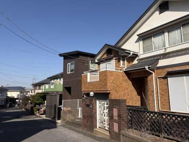 【前面道路含む現地写真】 | 八千代市勝田台北2丁目　中古戸建て　 | 前面道路写真