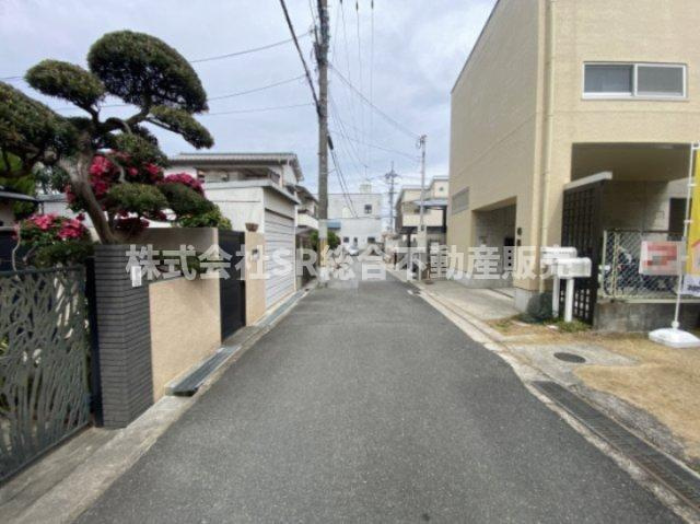 下六万寺町3丁目中古戸建の前面道路含む現地写真|前面道路含む現地写真です