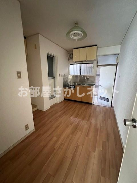 板橋区向原2丁目のアパートの内装