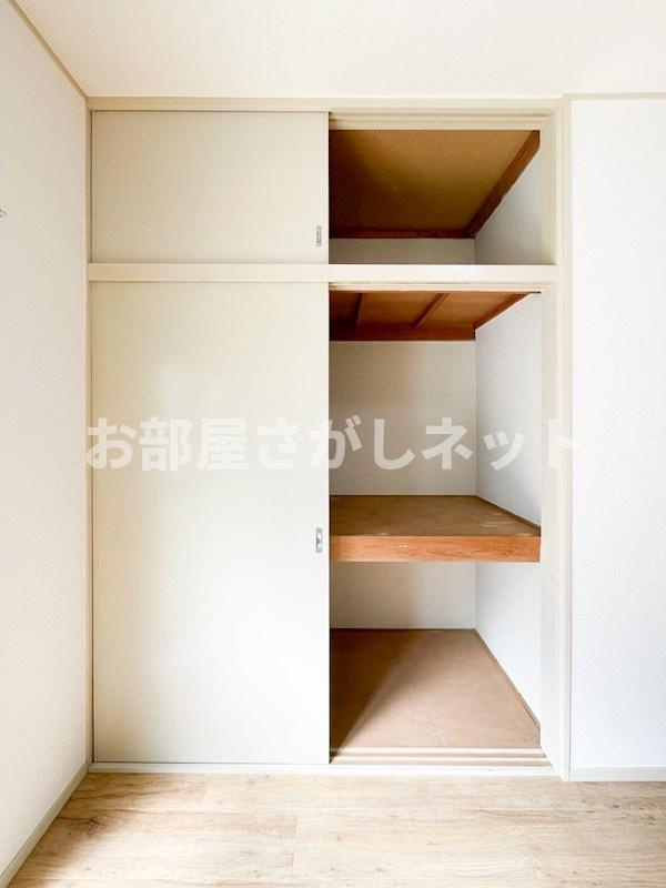 板橋区向原2丁目のアパートの収納