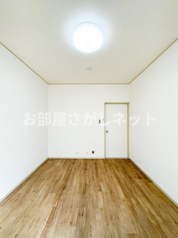 板橋区向原2丁目のアパートの洋室