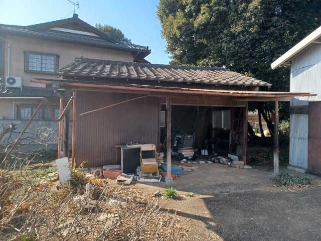 東松山市上野本土地627坪の外観|敷地内建物（物置）