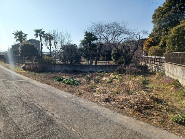 東松山市上野本土地627坪の外観|畑部分