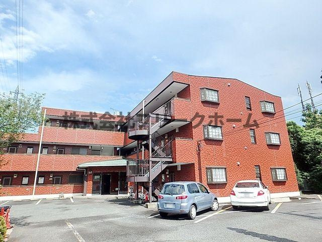 三鷹市井口１丁目の賃貸マンションの外観