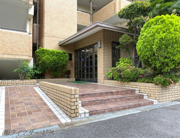【エントランス】 | コスモハイツ新大阪２番館 | エントランス