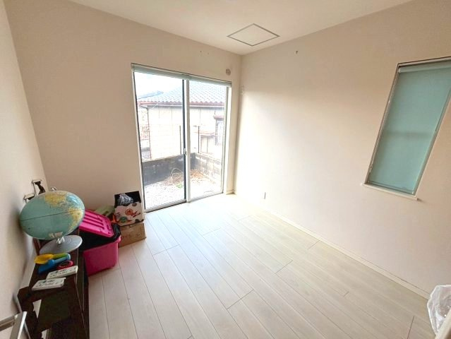 草牟田2丁目　中古戸建ての洋室|主寝室に適した洋室です。