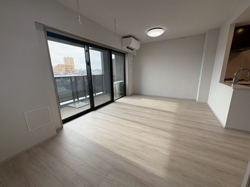 LUXENA船堀の居間・リビング