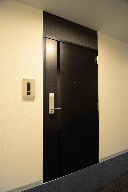 ステージグランデときわ台アジールコートの玄関