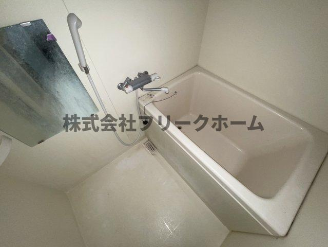 三鷹市下連雀３丁目の賃貸マンションの浴室