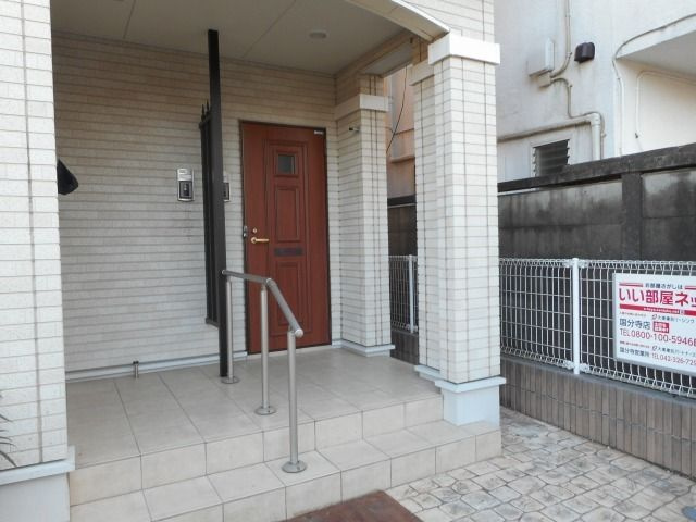 エスポワール小金井公園Ａのエントランス