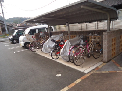 【その他共用部分】 | ジョリープレイスⅡ | 屋根付き駐輪場